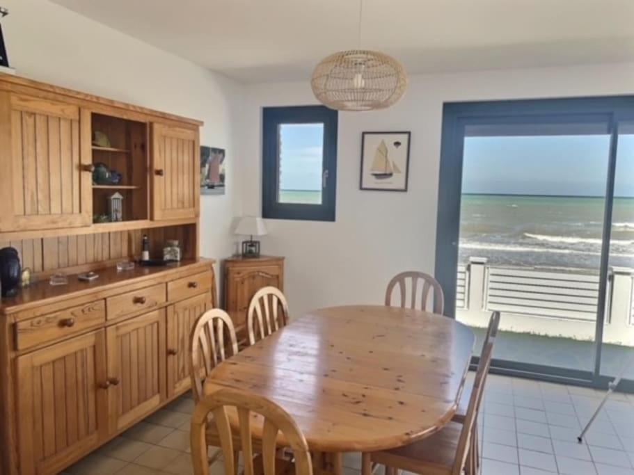 Villa De La Plage, Front De Mer, Juno Beach Bernières-sur-Mer Extérieur photo