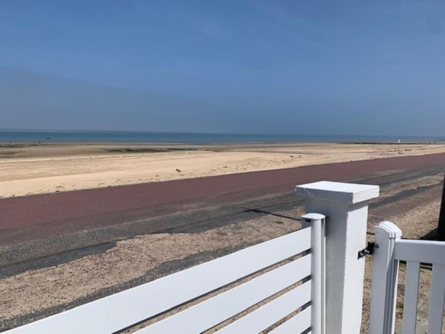 Villa De La Plage, Front De Mer, Juno Beach Bernières-sur-Mer Extérieur photo